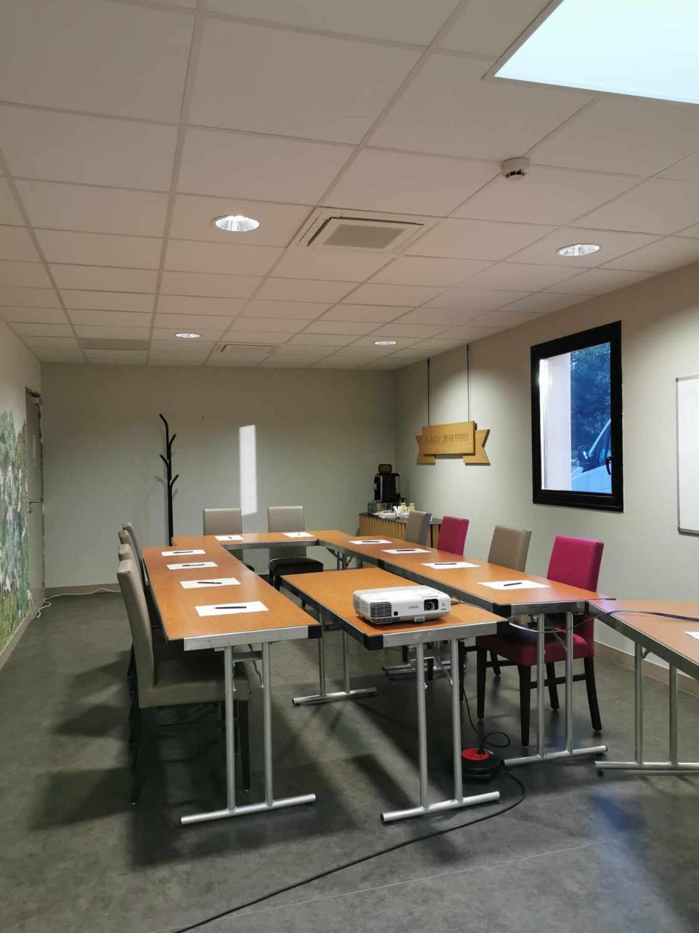 Hotel Ibis Styles Montargis Arboria Pannes  Екстериор снимка